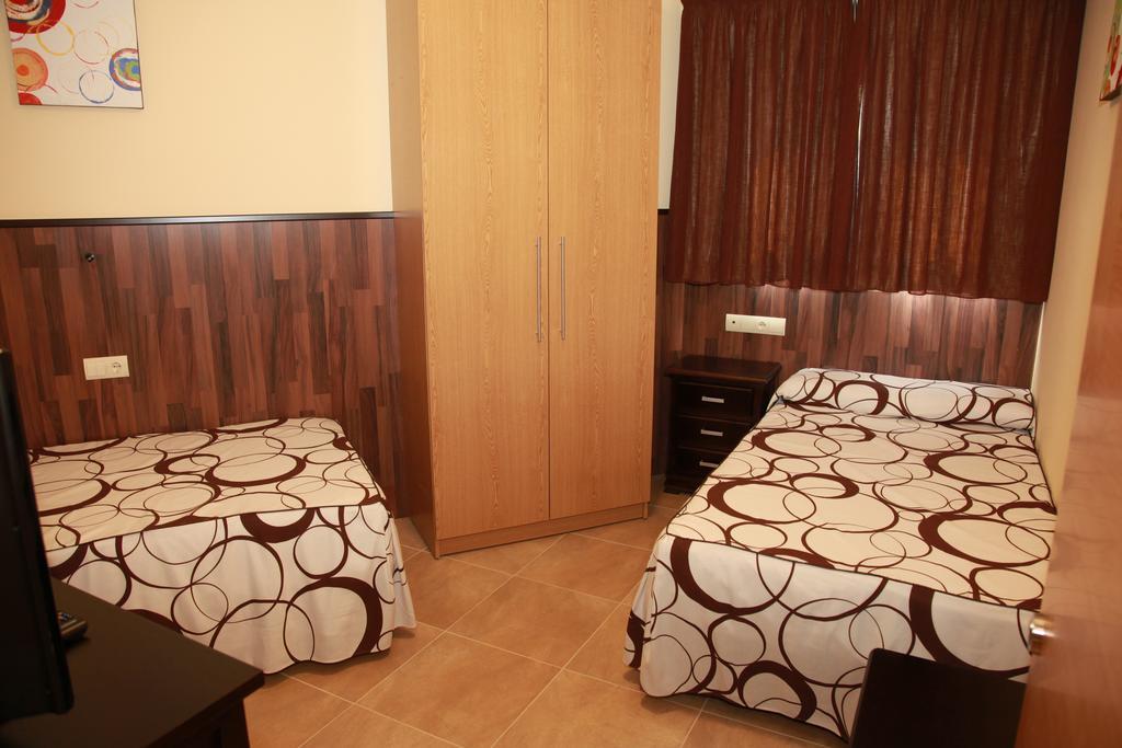 Hostal Doña Manuela Málaga Habitación foto